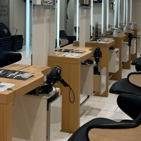 Salon Jean-Louis David créé en 1992 : équipe dynamique, formations régulières, bonne ambiance et marques professionnelles L’Oréal, Kérastase et Redken.